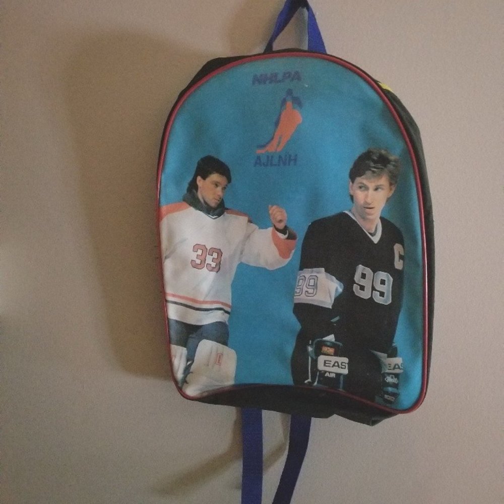 NEW 1990's NHLPA AJLNH Wayne Gretzky + other hockey child backpack Calego Int